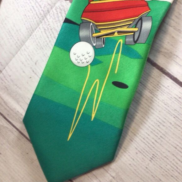 Vintage Hallmark Holiday Traditions Red Green Santa Reindeer Golf Tie - Picture 2 of 14